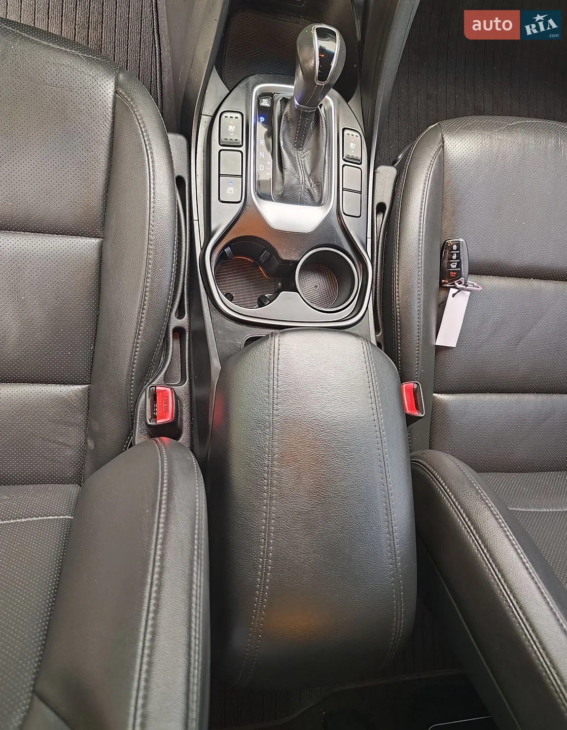 2015 Hyundai Santa Fe - мініатюра 24