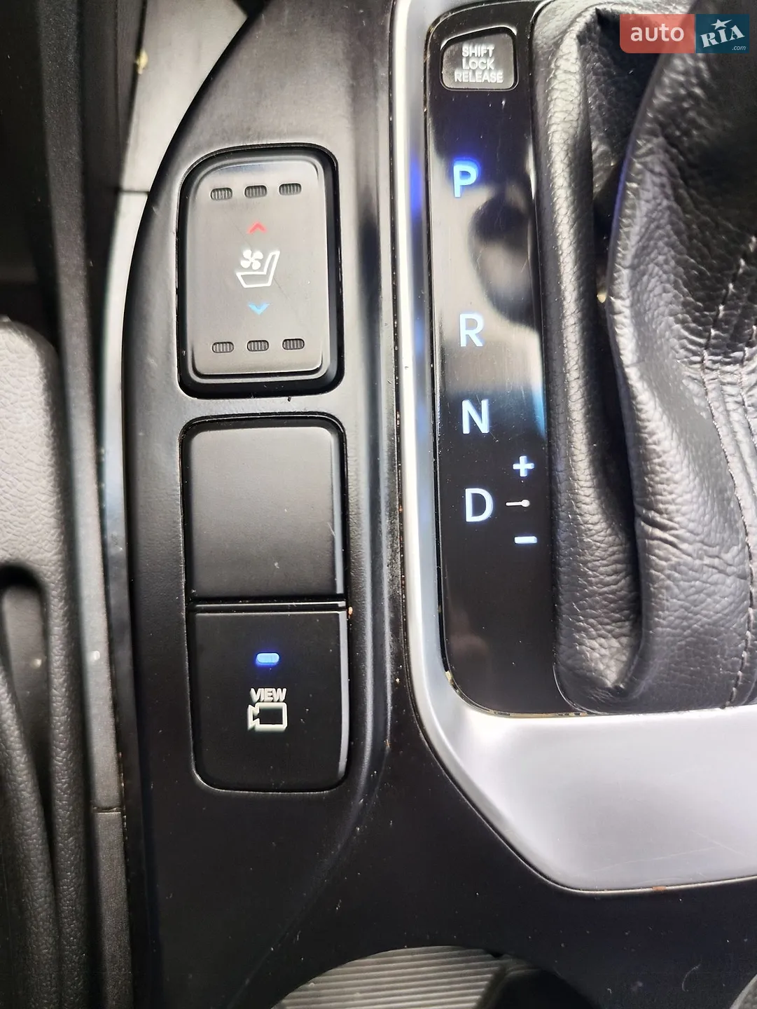 2015 Hyundai Santa Fe - мініатюра 26