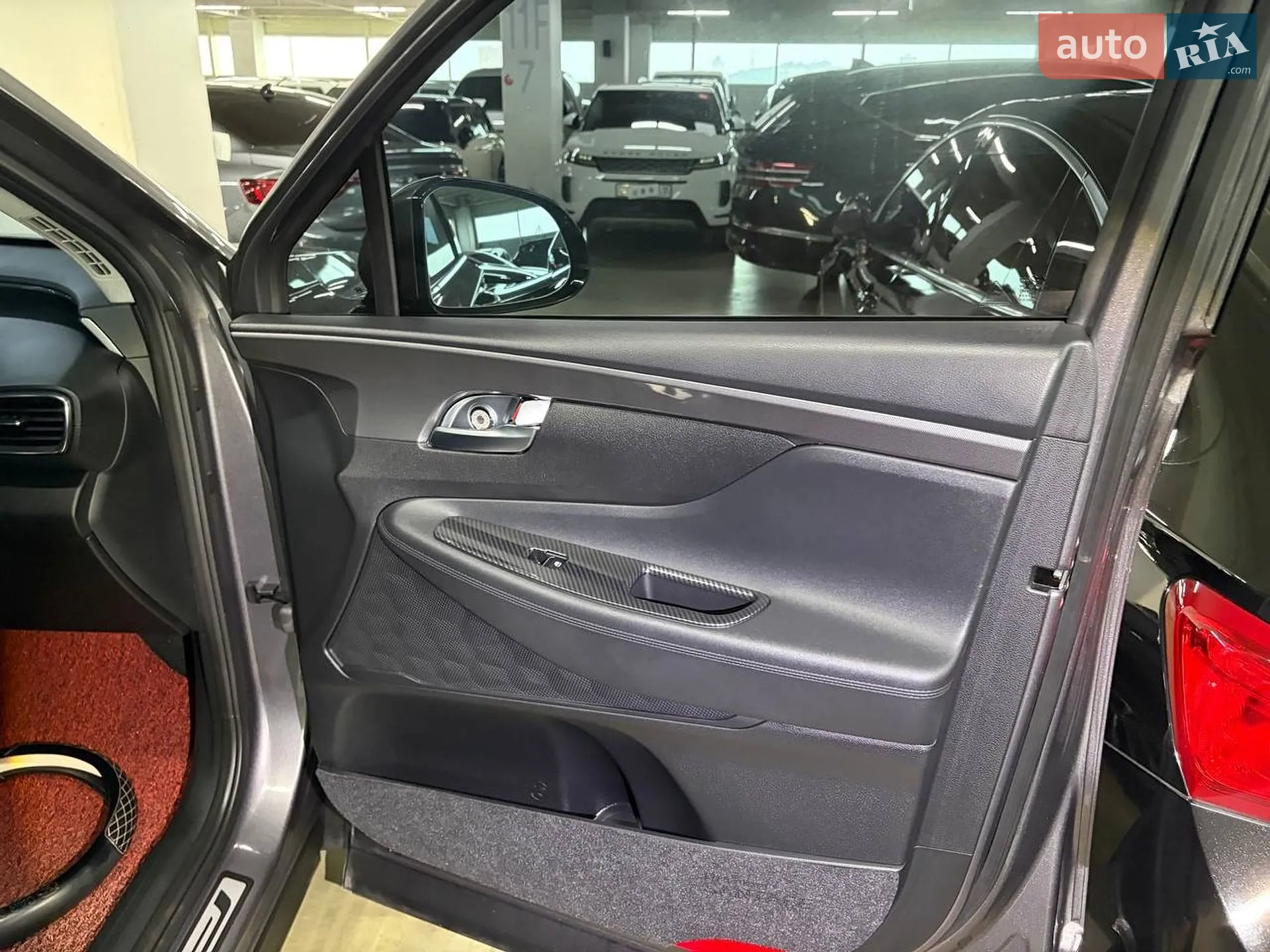 Hyundai Santa FE 2020 VIN KMHS381HGMU335120 фото оголошення 15 з 37