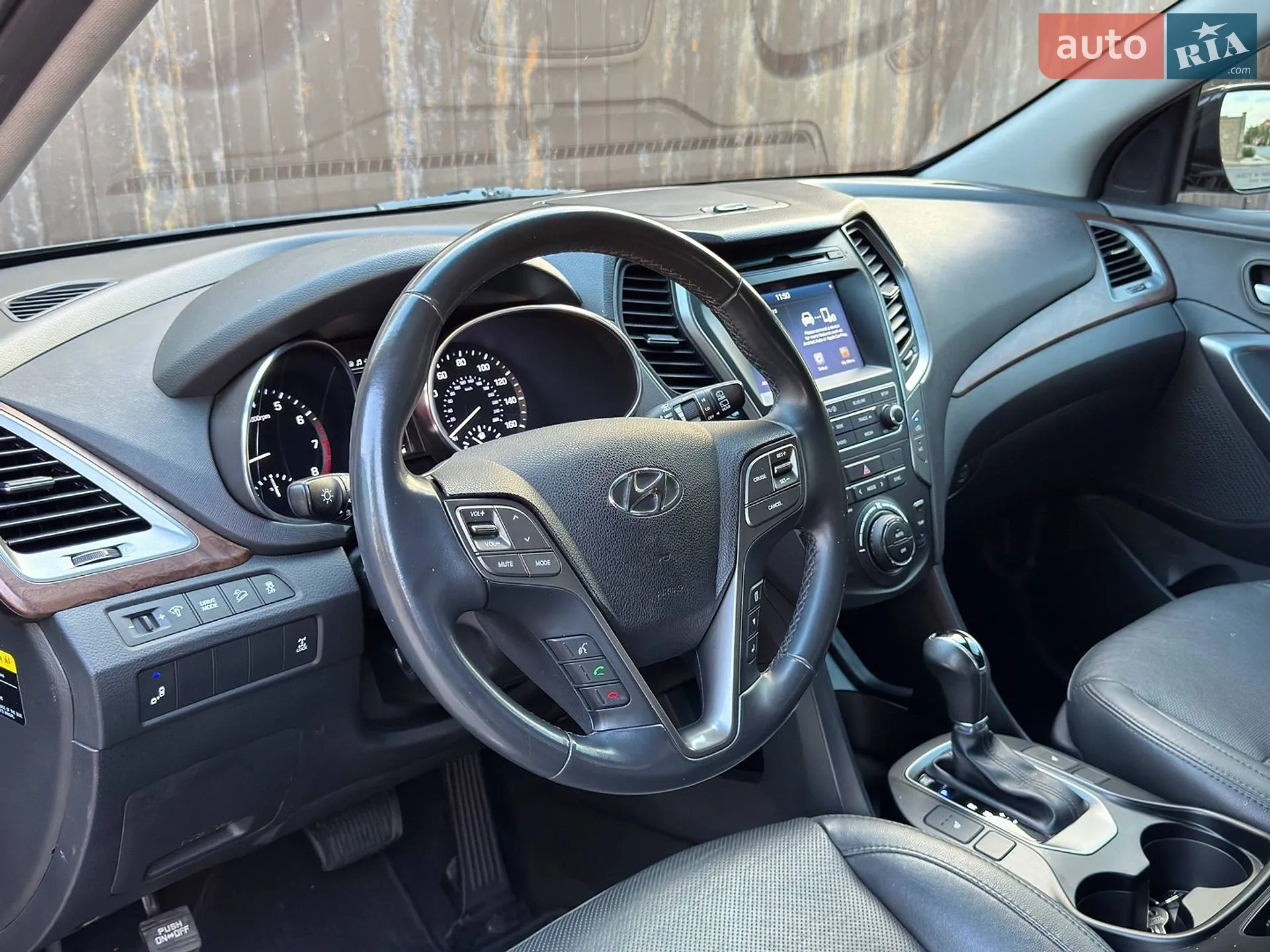 2017 Hyundai Santa Fe - мініатюра 16