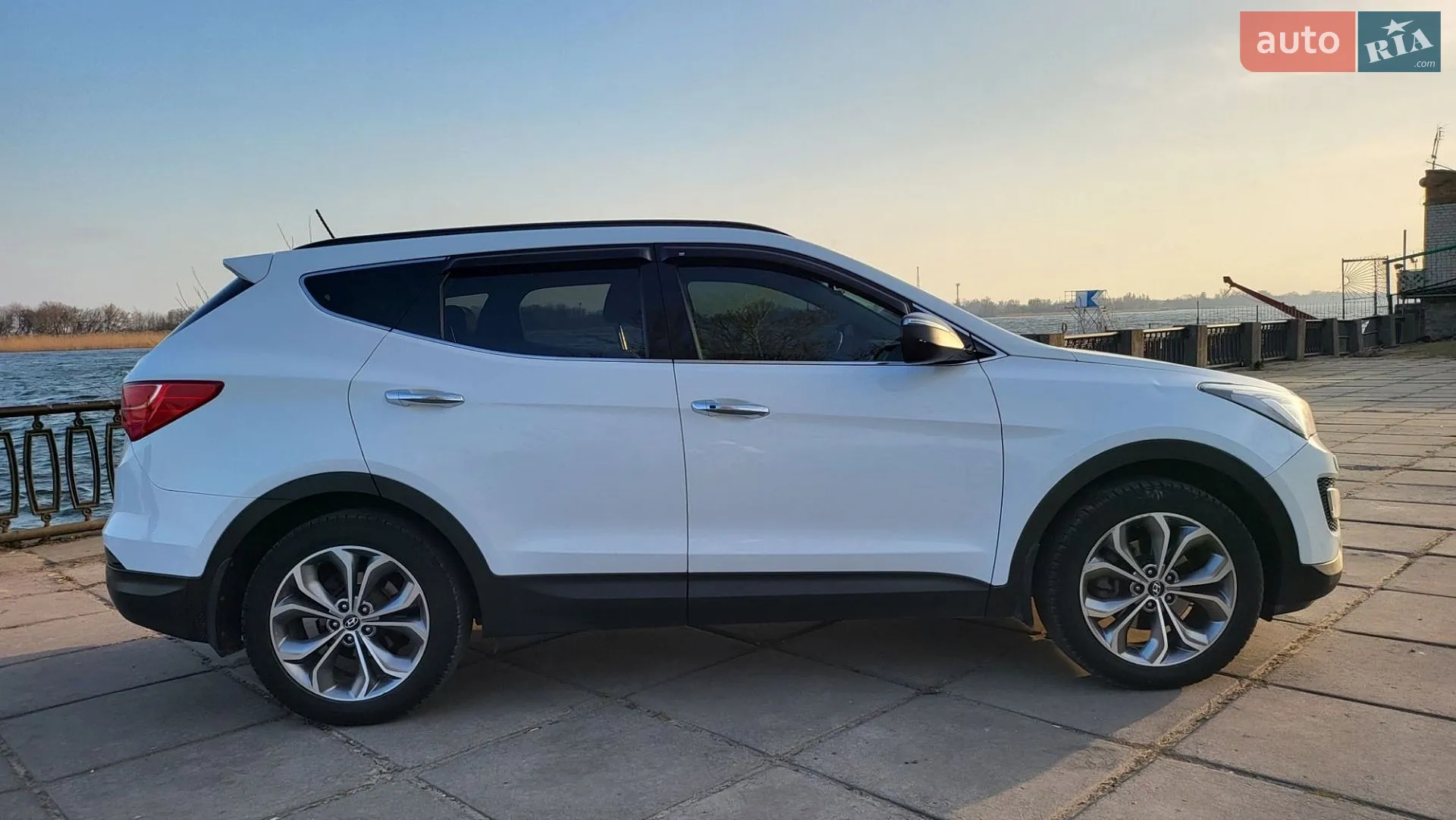 2013 Hyundai Santa Fe - мініатюра 8