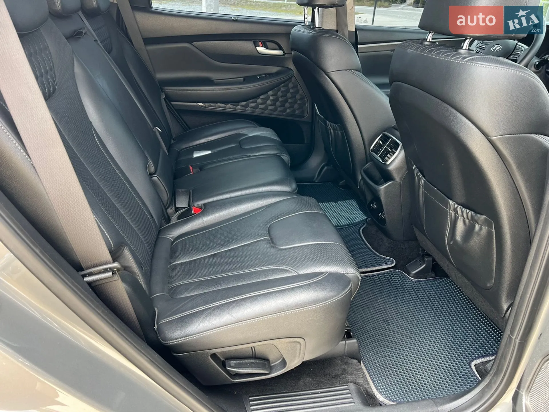 2018 Hyundai Santa Fe - мініатюра 13