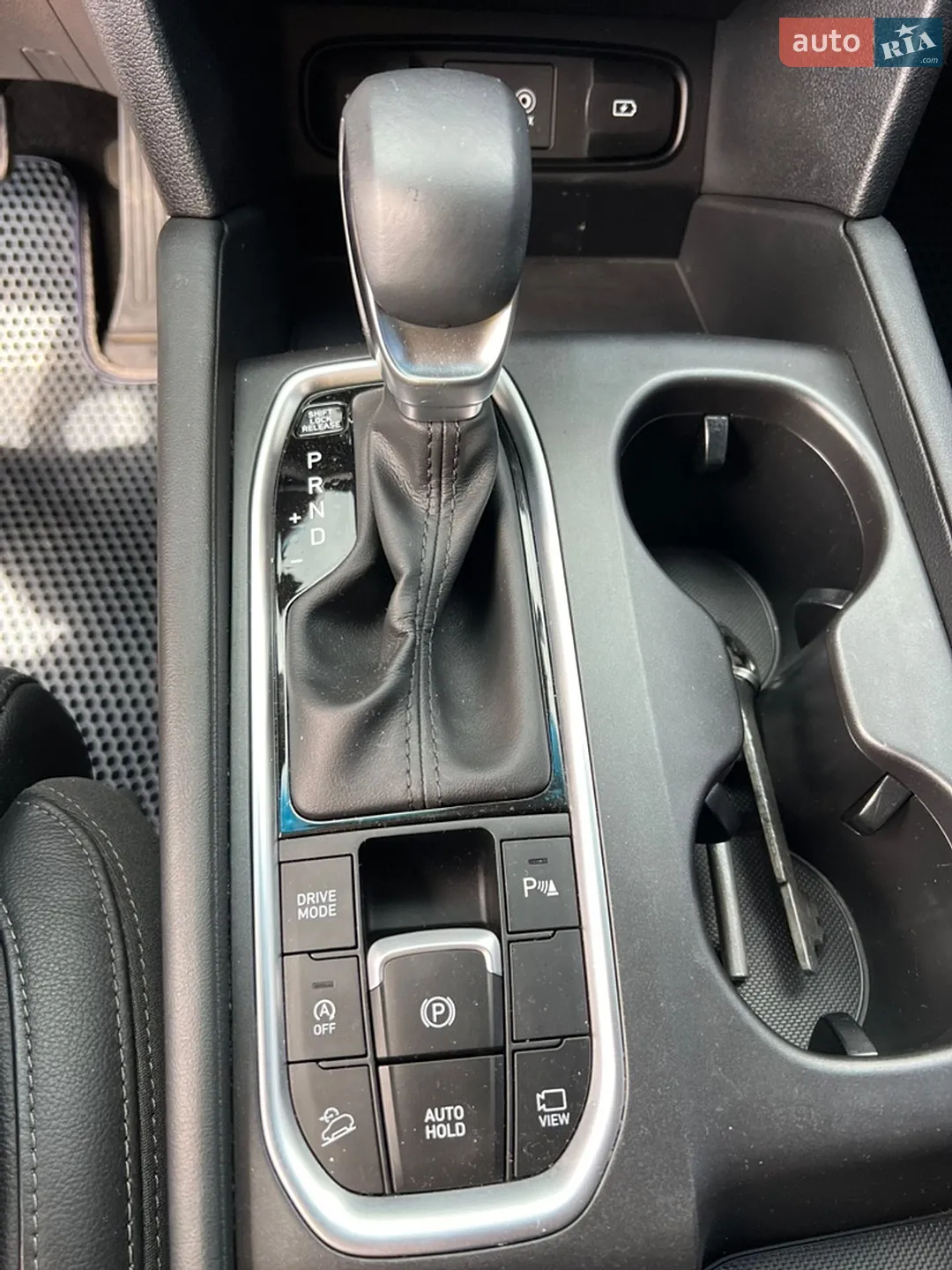 2018 Hyundai Santa Fe - мініатюра 24