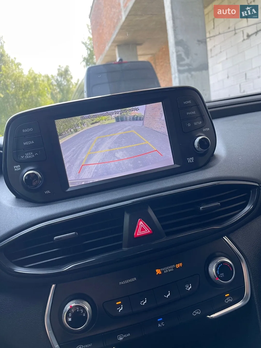 2019 Hyundai Santa Fe - мініатюра 26