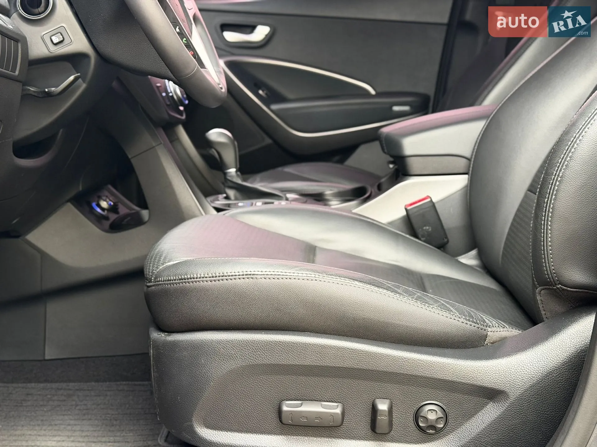 2015 Hyundai Santa Fe - мініатюра 15