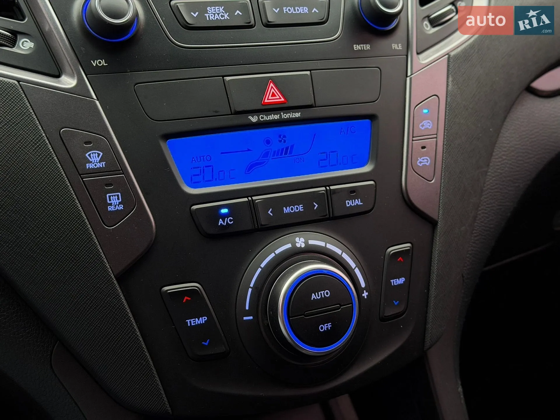 2015 Hyundai Santa Fe - мініатюра 23
