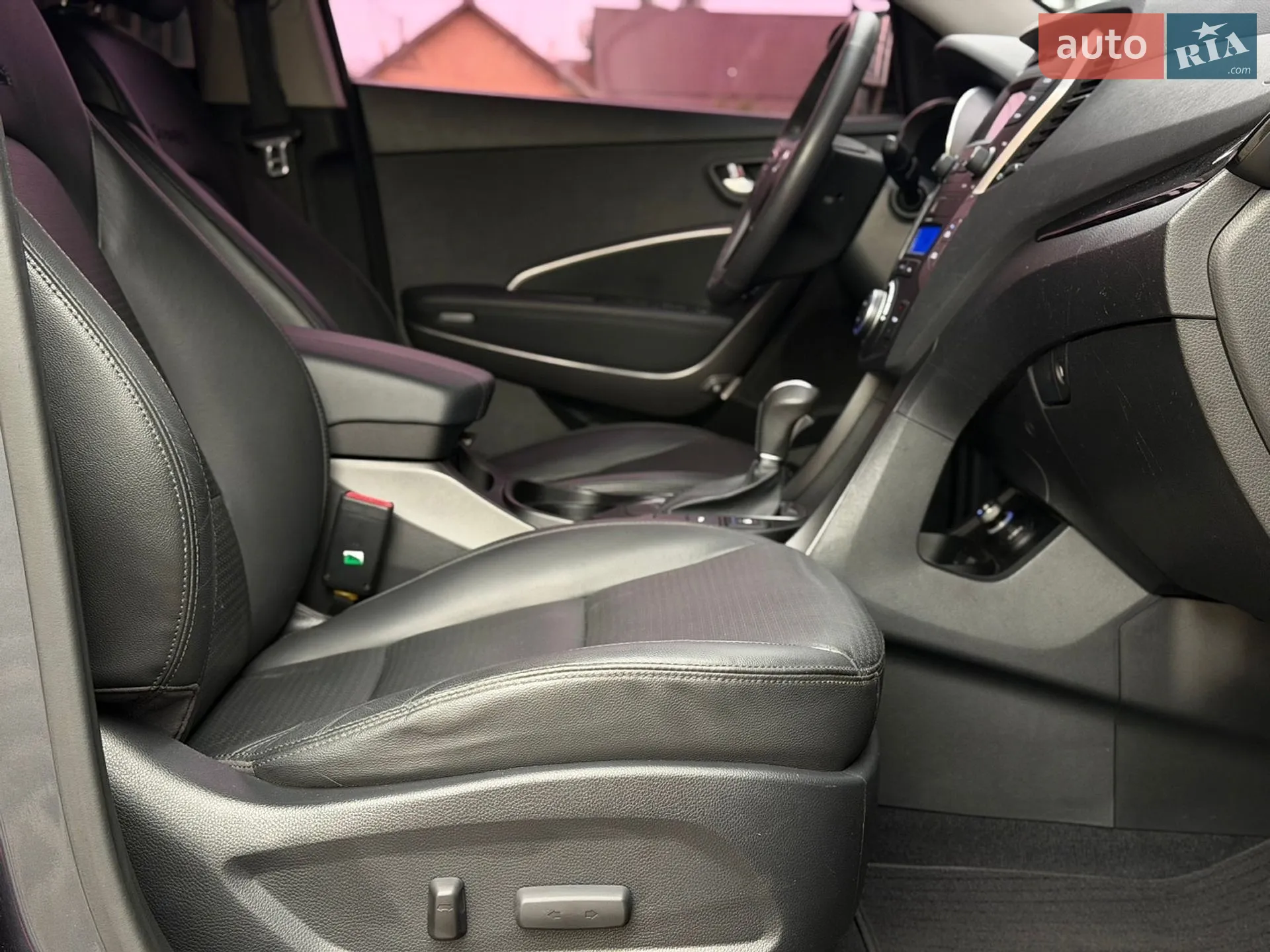 2015 Hyundai Santa Fe - мініатюра 27