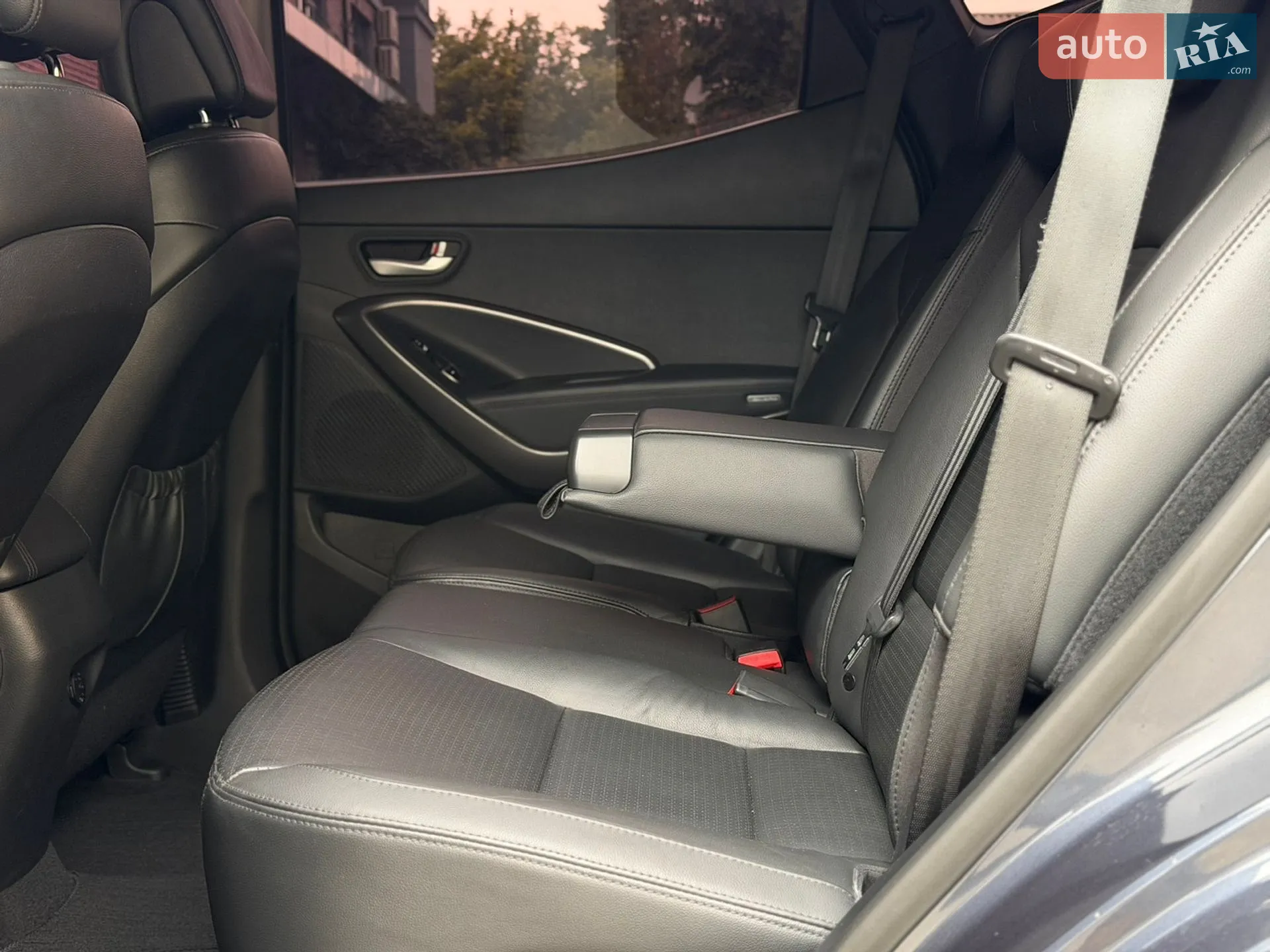 2015 Hyundai Santa Fe - мініатюра 37