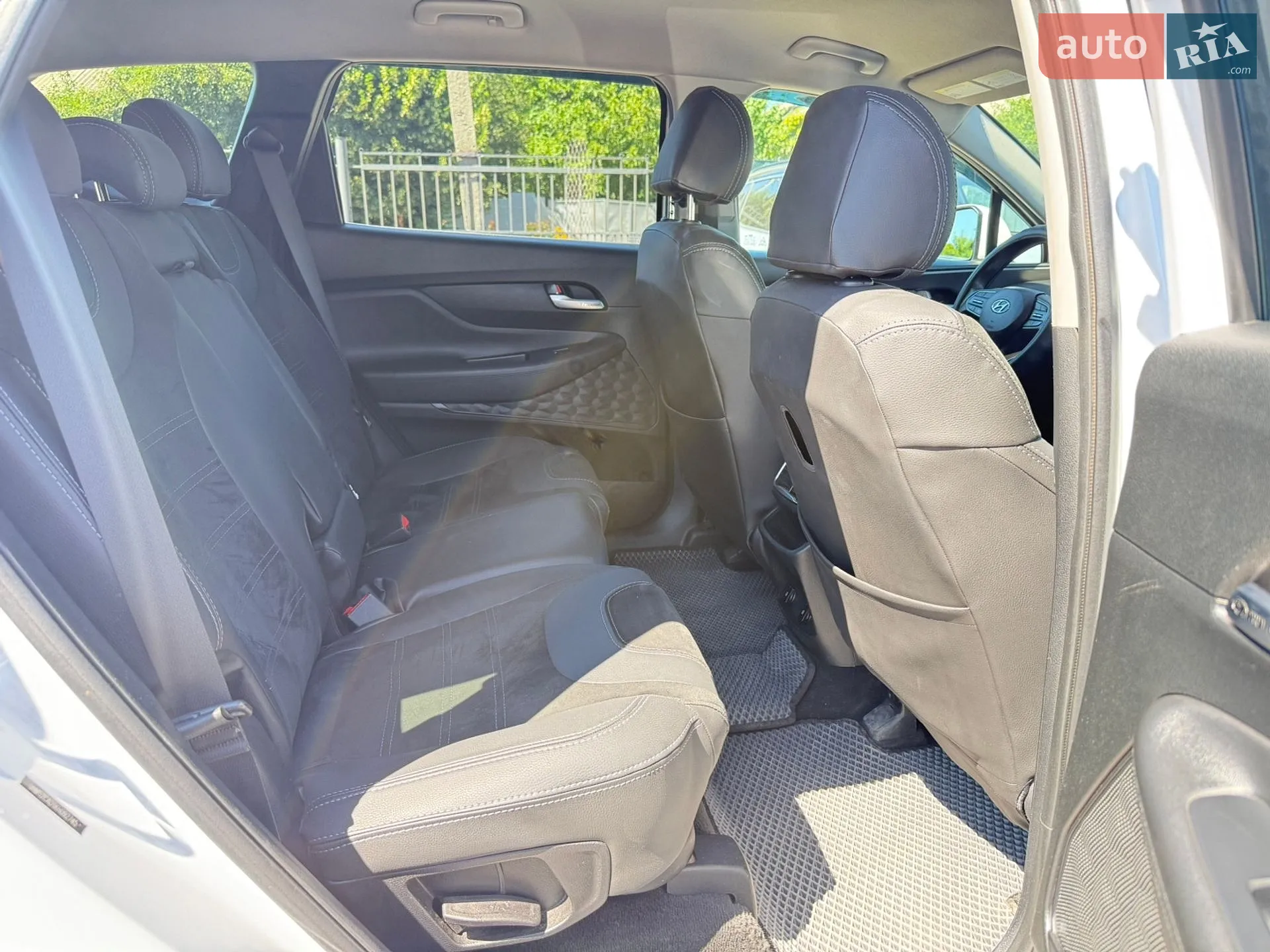 2019 Hyundai Santa Fe - мініатюра 10