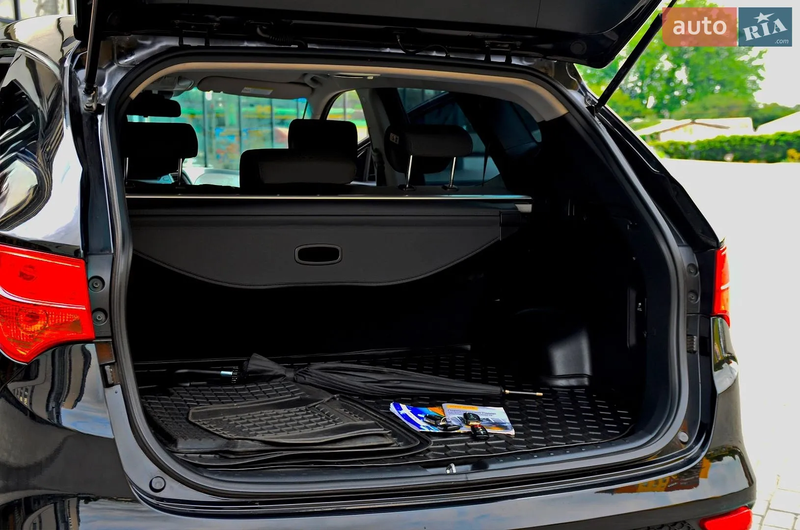 2012 Hyundai Santa Fe - мініатюра 11