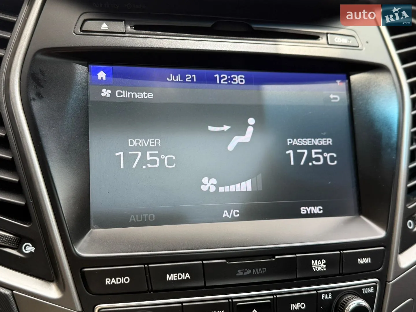 2017 Hyundai Santa Fe - мініатюра 93