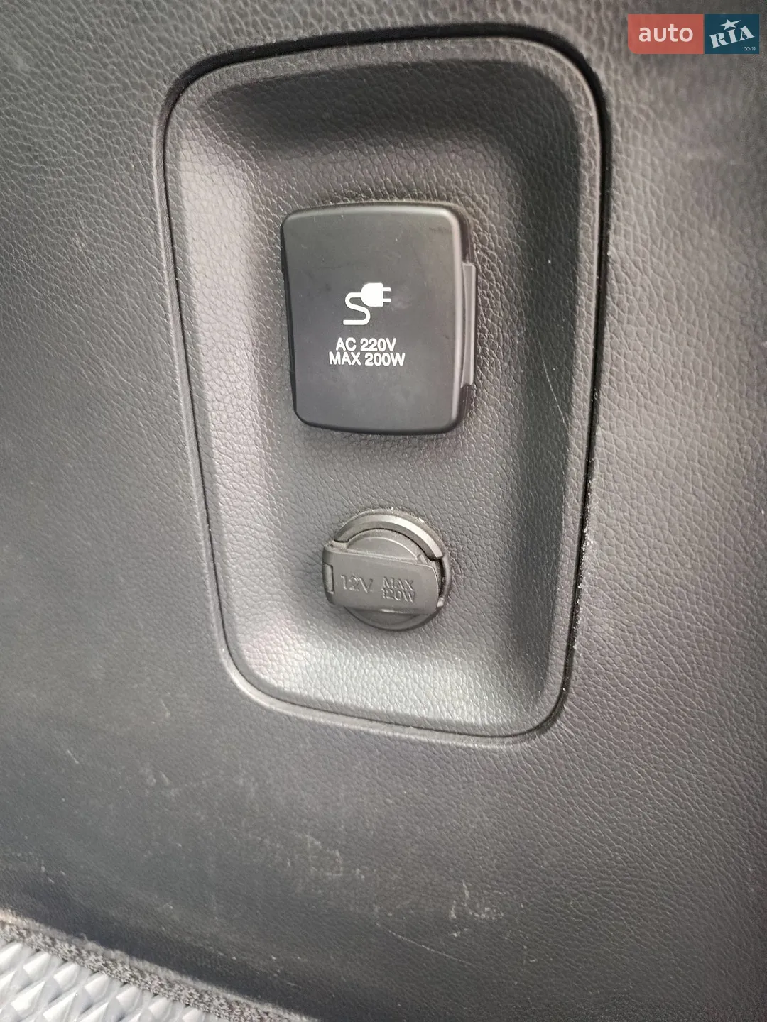 2012 Hyundai Santa Fe - мініатюра 39