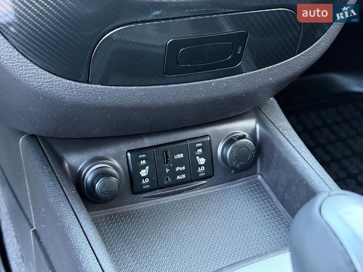 2011 Hyundai Santa Fe - мініатюра 55