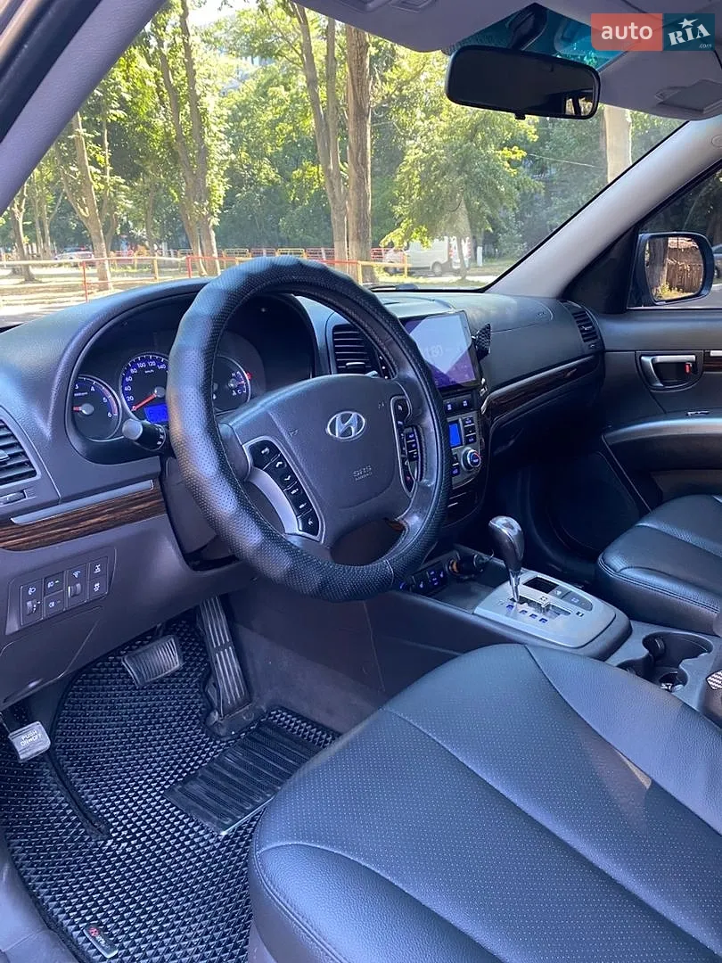 2011 Hyundai Santa Fe - мініатюра 26
