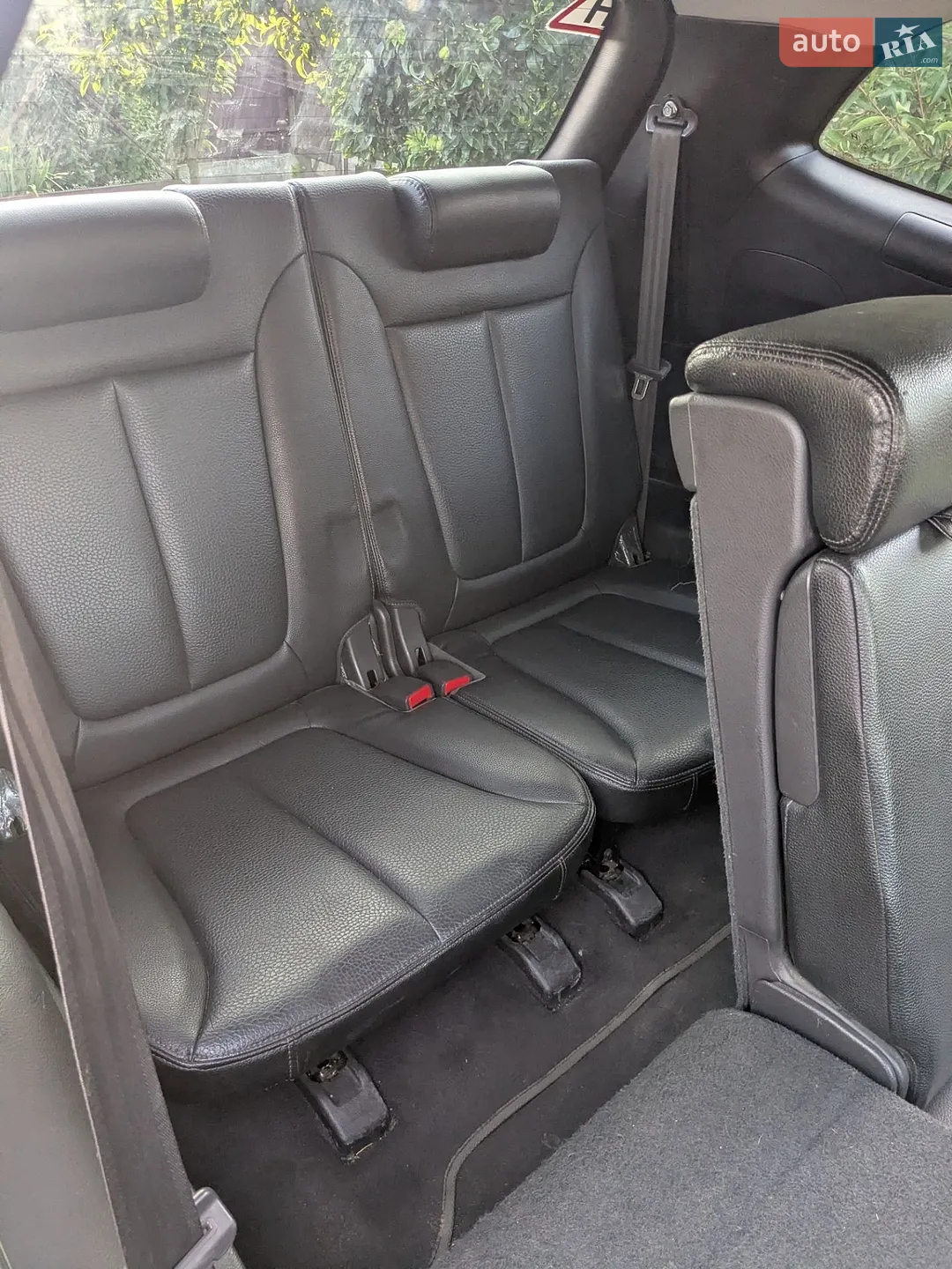 2011 Hyundai Santa Fe - мініатюра 17