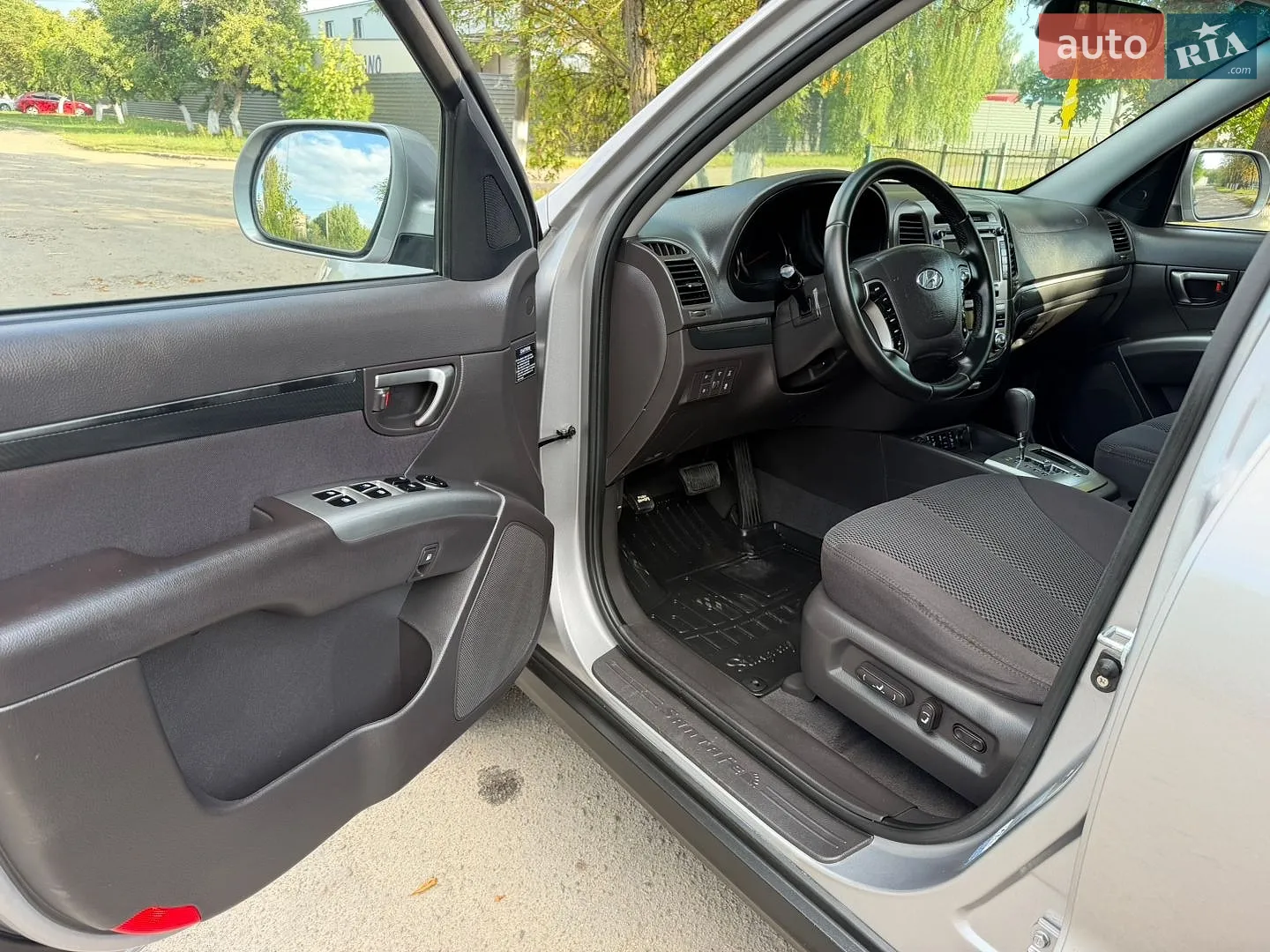 2010 Hyundai Santa Fe - мініатюра 18