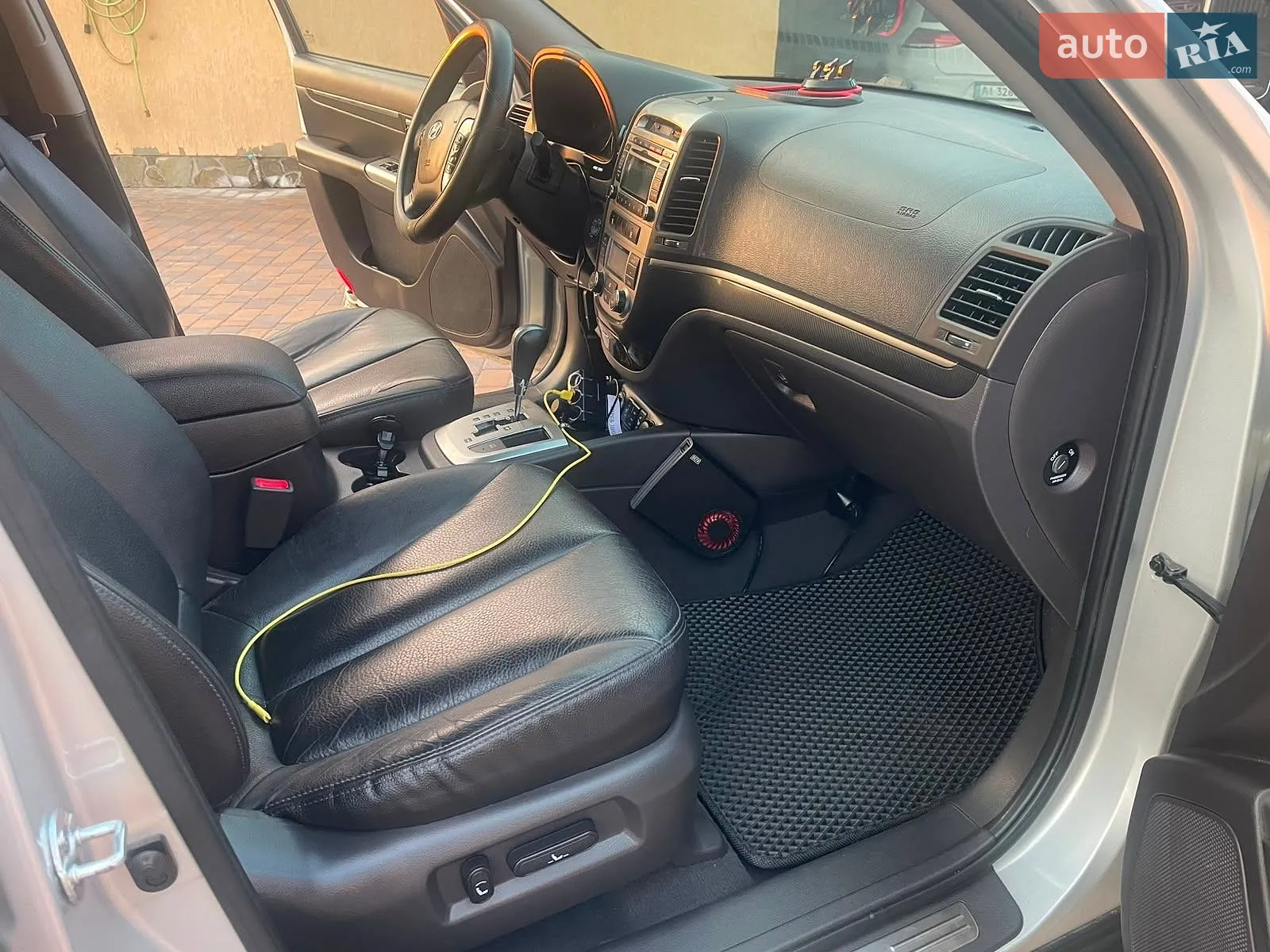 2011 Hyundai Santa Fe - мініатюра 13