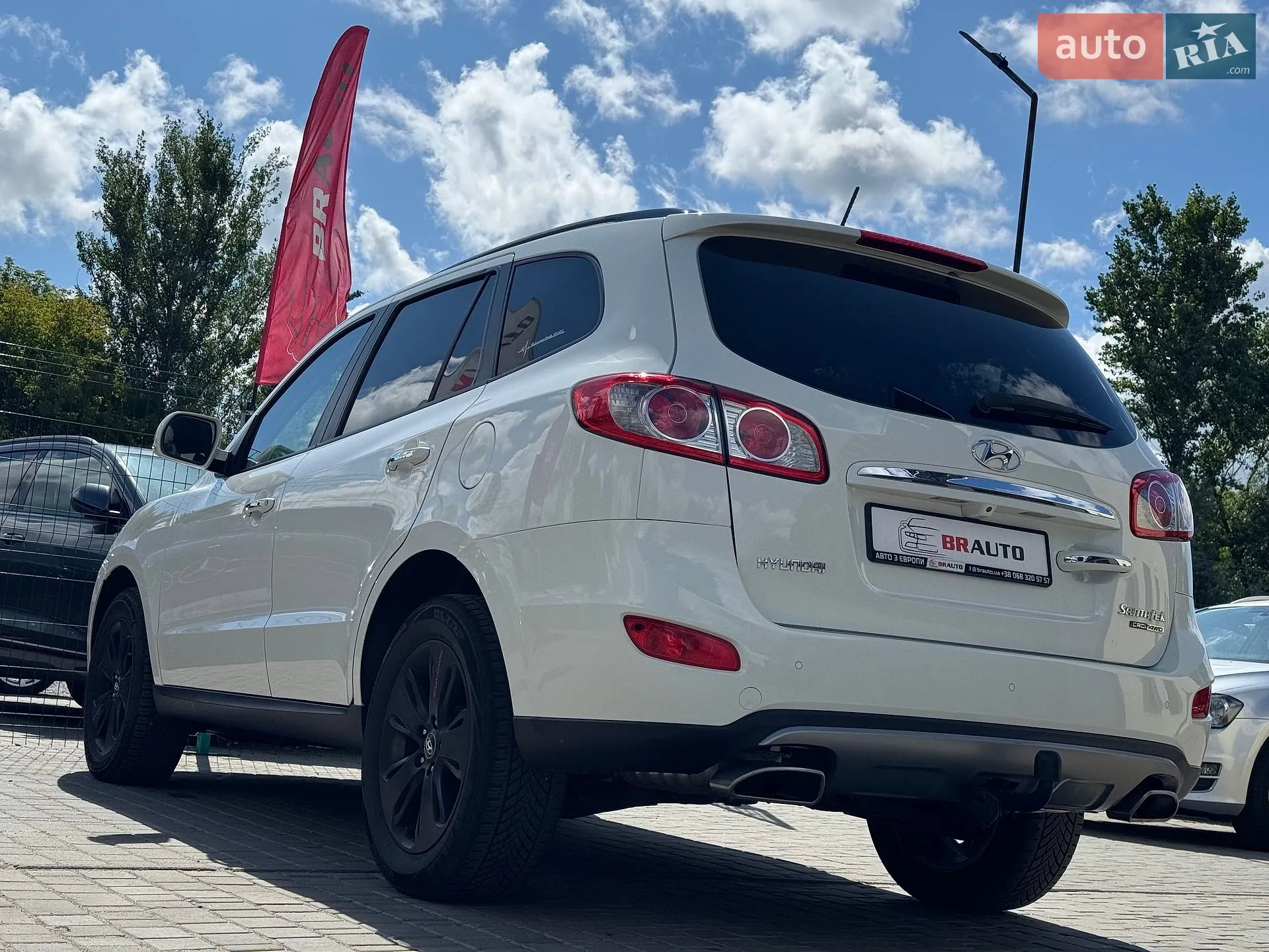 2011 Hyundai Santa Fe - мініатюра 21