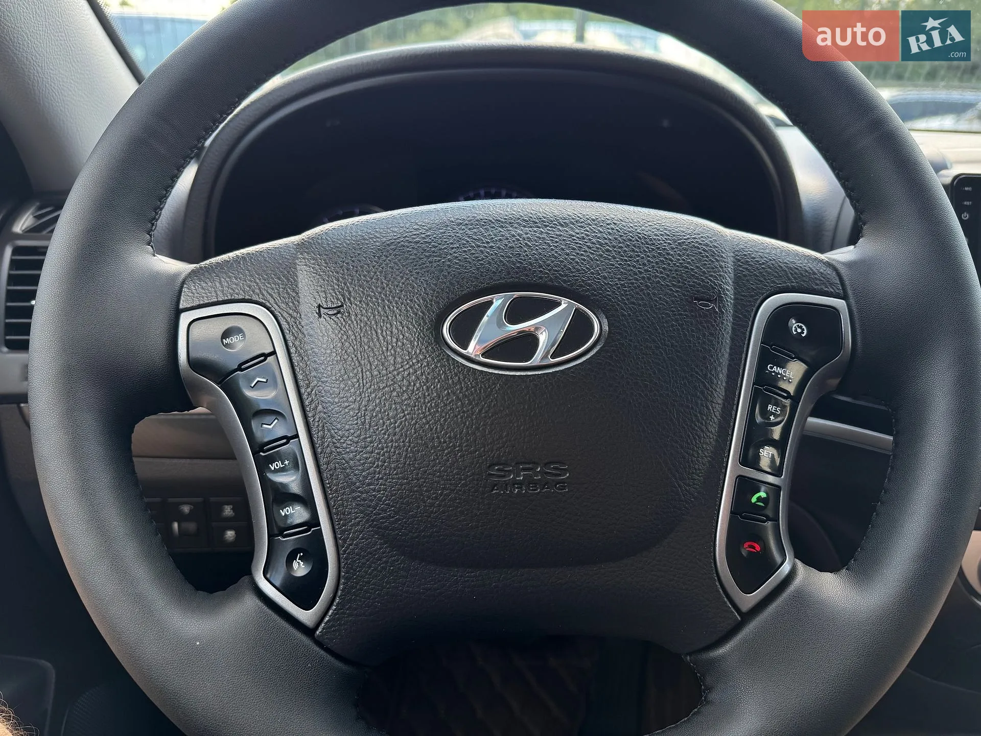 2011 Hyundai Santa Fe - мініатюра 41