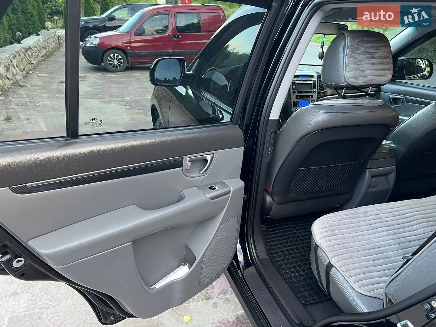 2010 Hyundai Santa Fe - мініатюра 12