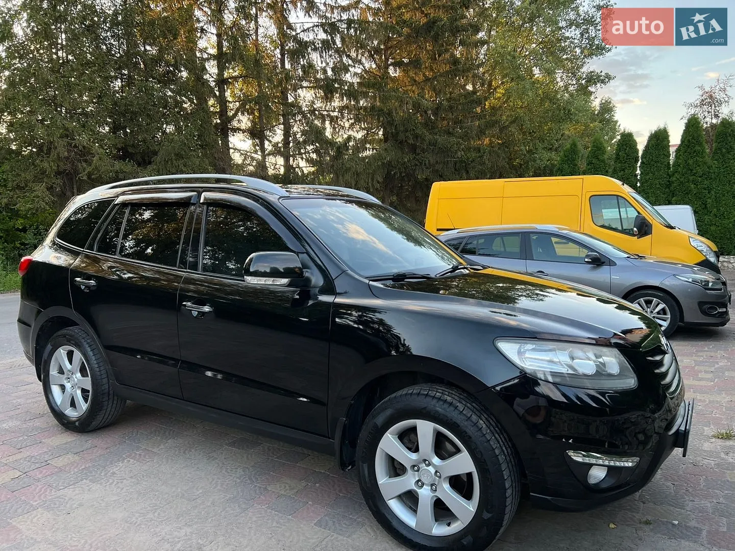 2010 Hyundai Santa Fe - мініатюра 9