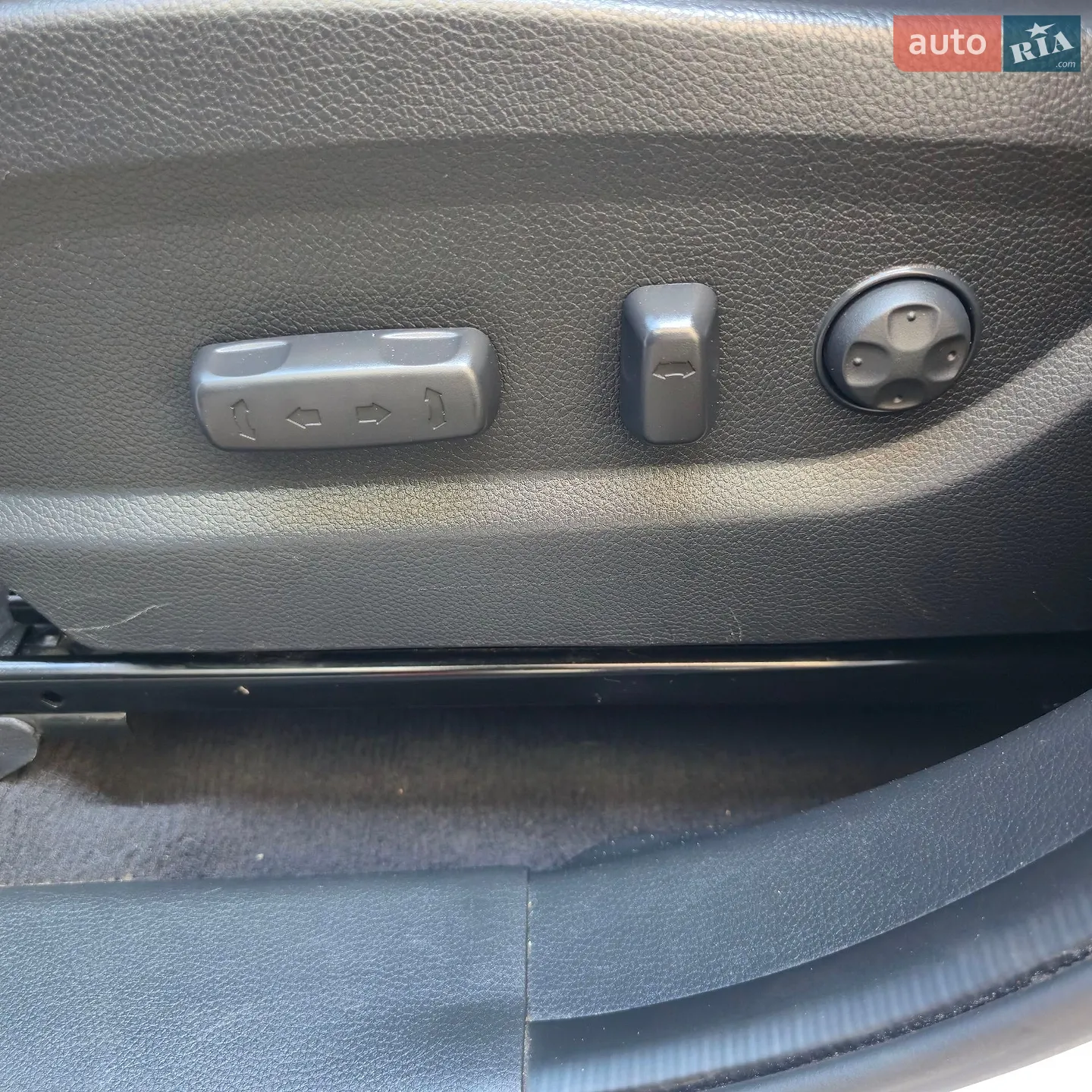2014 Hyundai Santa Fe - мініатюра 39