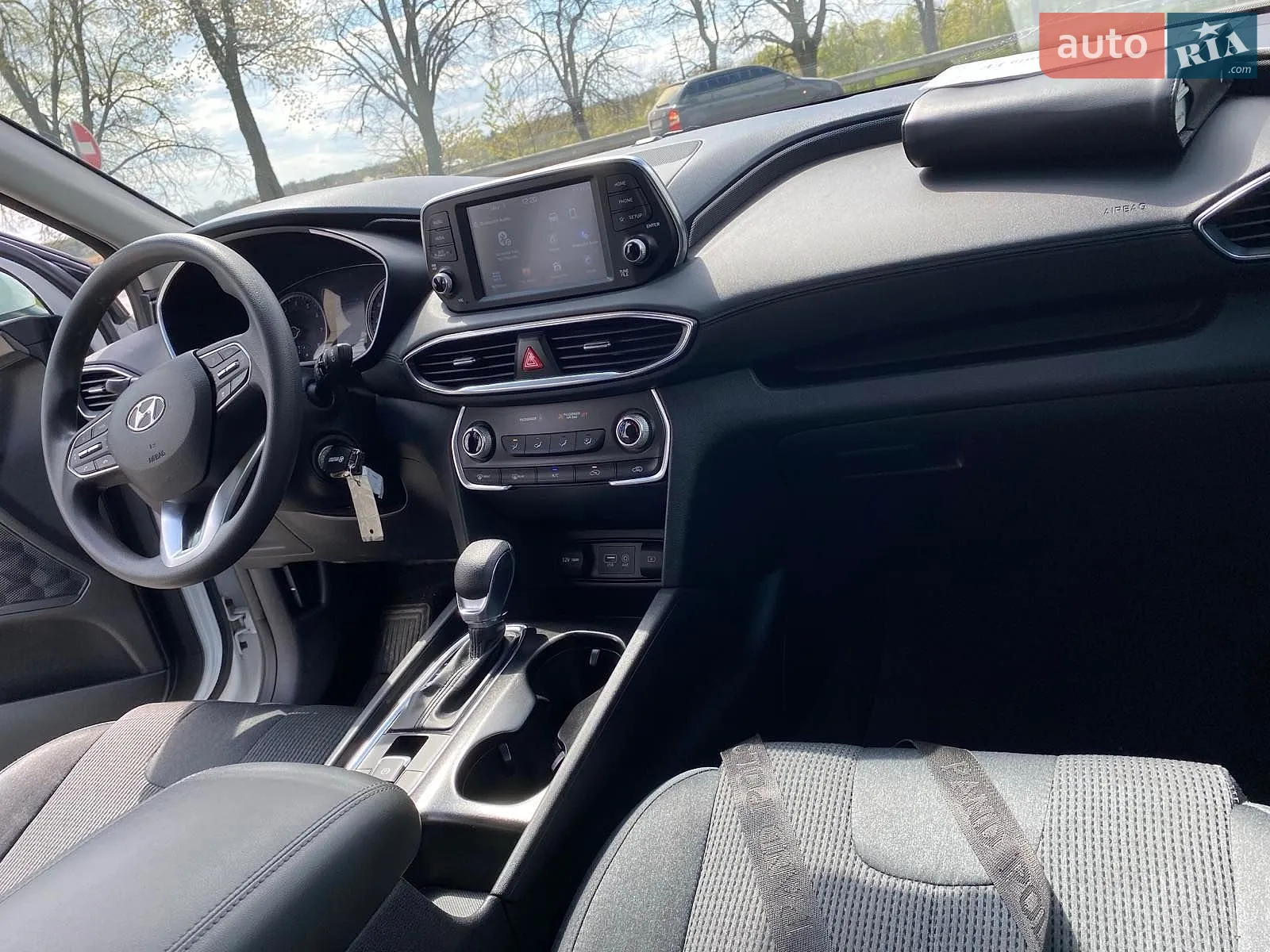 2019 Hyundai Santa Fe - мініатюра 16