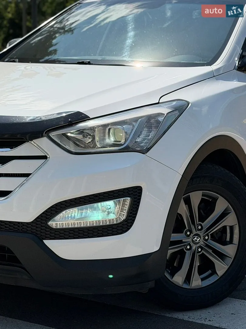 2012 Hyundai Santa Fe - мініатюра 9