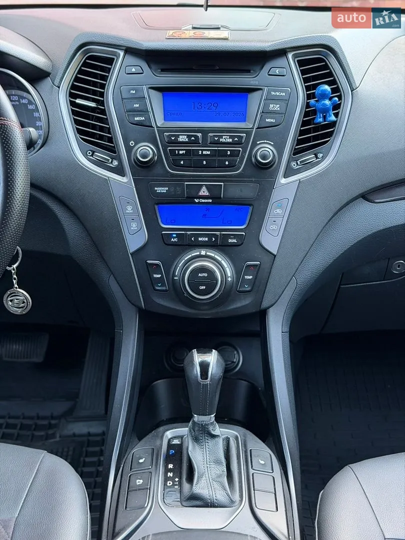 2012 Hyundai Santa Fe - мініатюра 26