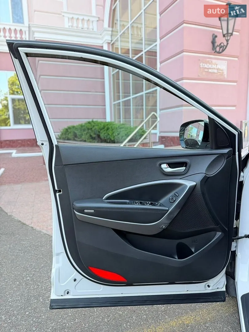 2012 Hyundai Santa Fe - мініатюра 33
