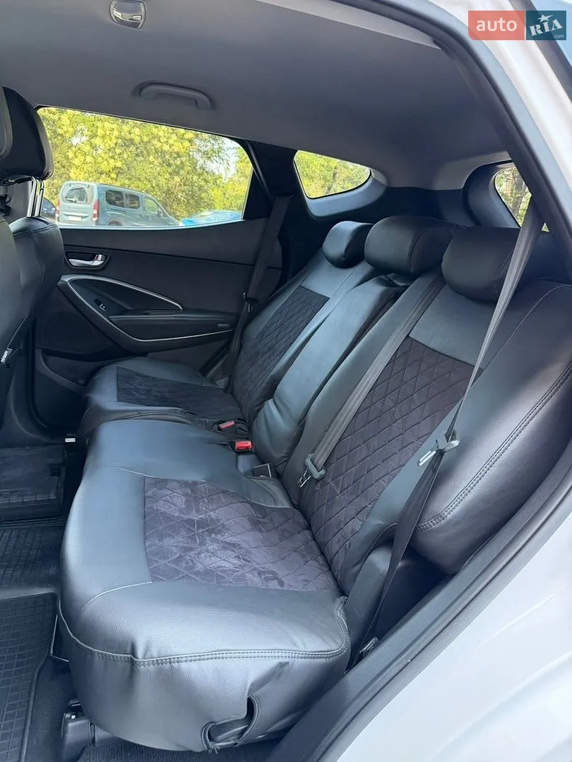 2012 Hyundai Santa Fe - мініатюра 39