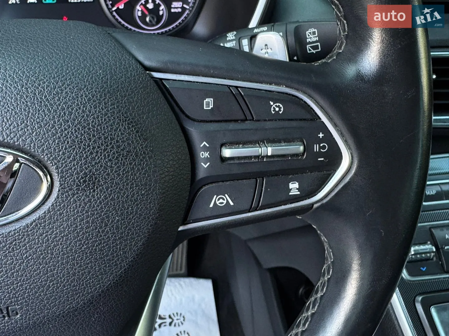 2020 Hyundai Santa Fe - мініатюра 23