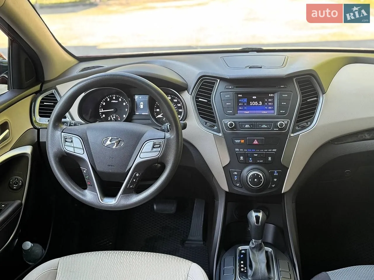 2016 Hyundai Santa Fe - мініатюра 13