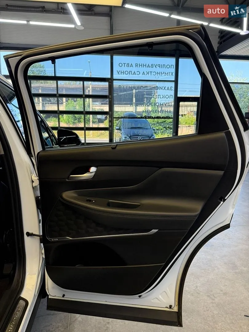 2018 Hyundai Santa Fe - мініатюра 27