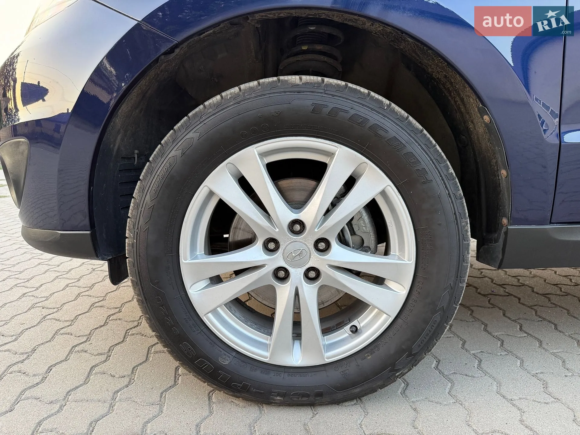 2010 Hyundai Santa Fe - мініатюра 16