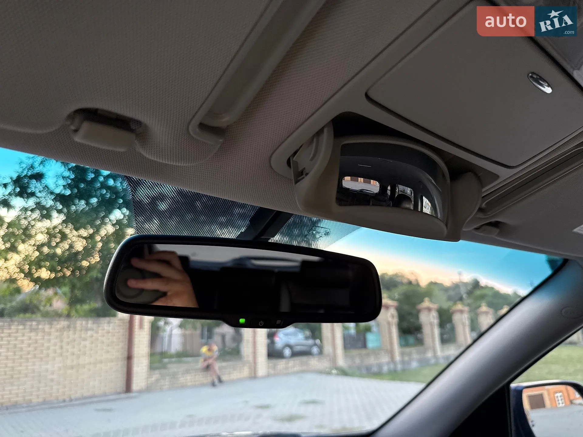 2010 Hyundai Santa Fe - мініатюра 26