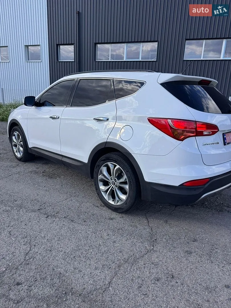 2013 Hyundai Santa Fe - мініатюра 17