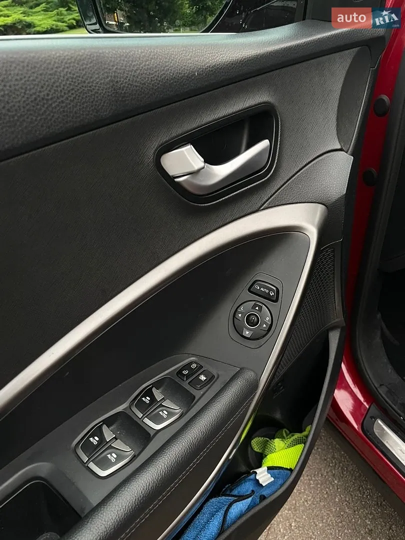 2016 Hyundai Santa Fe - мініатюра 24