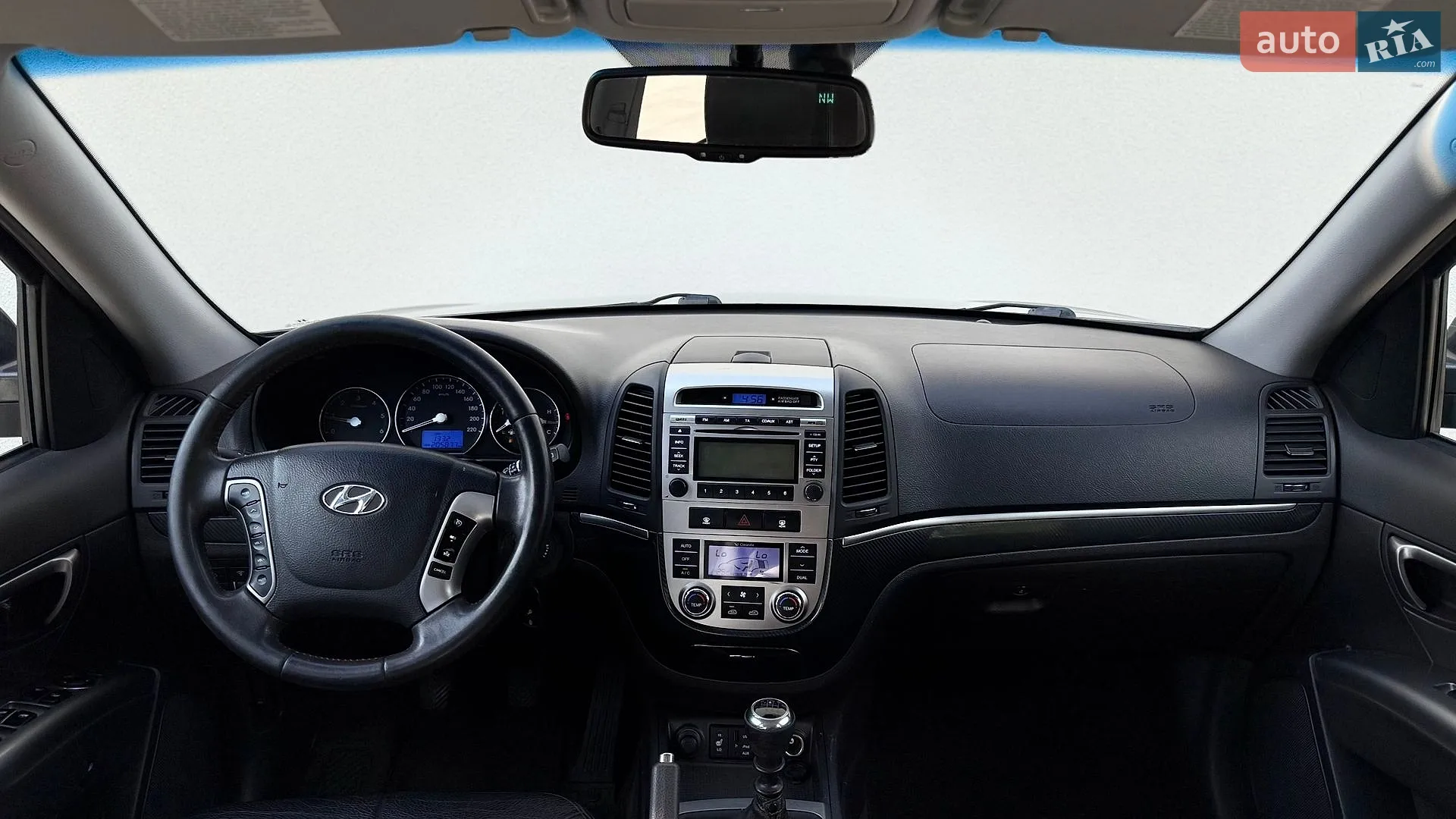 2010 Hyundai Santa Fe - мініатюра 19