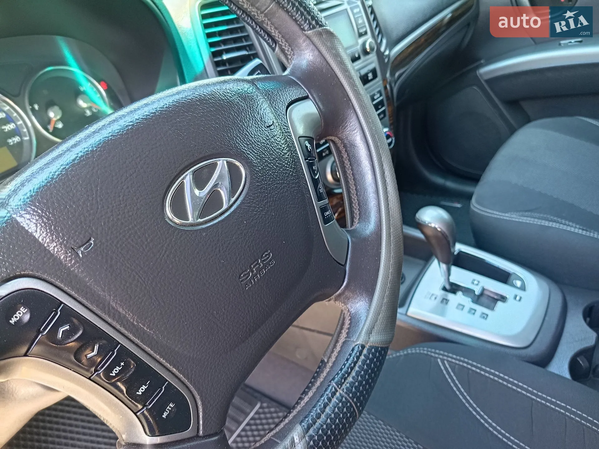 2011 Hyundai Santa Fe - мініатюра 14
