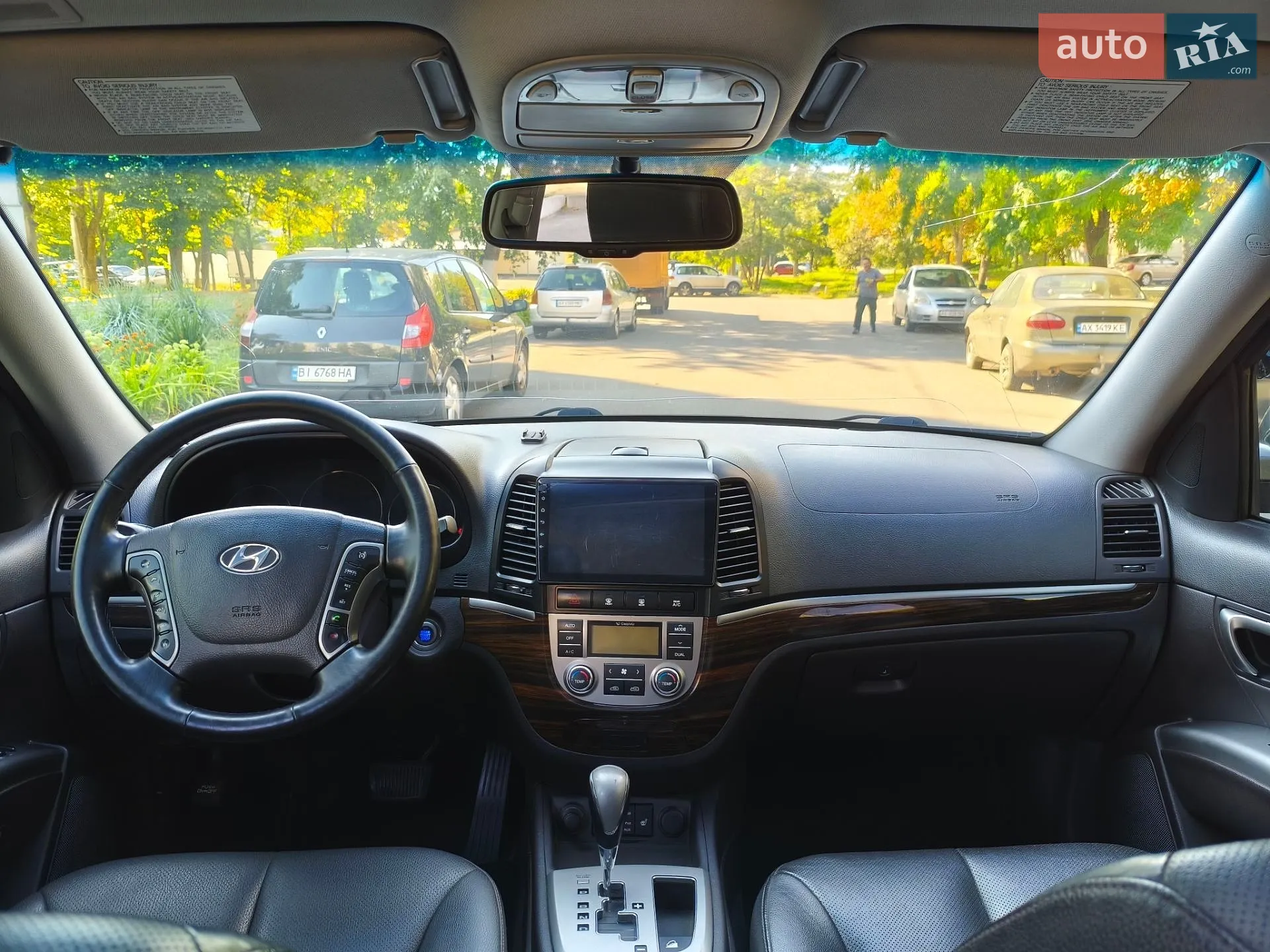 2011 Hyundai Santa Fe - мініатюра 18