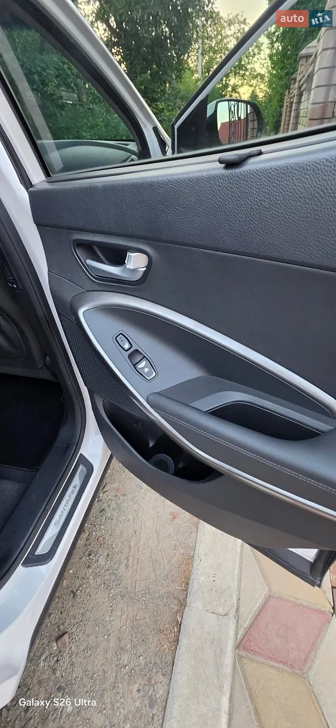 2015 Hyundai Santa Fe - мініатюра 31