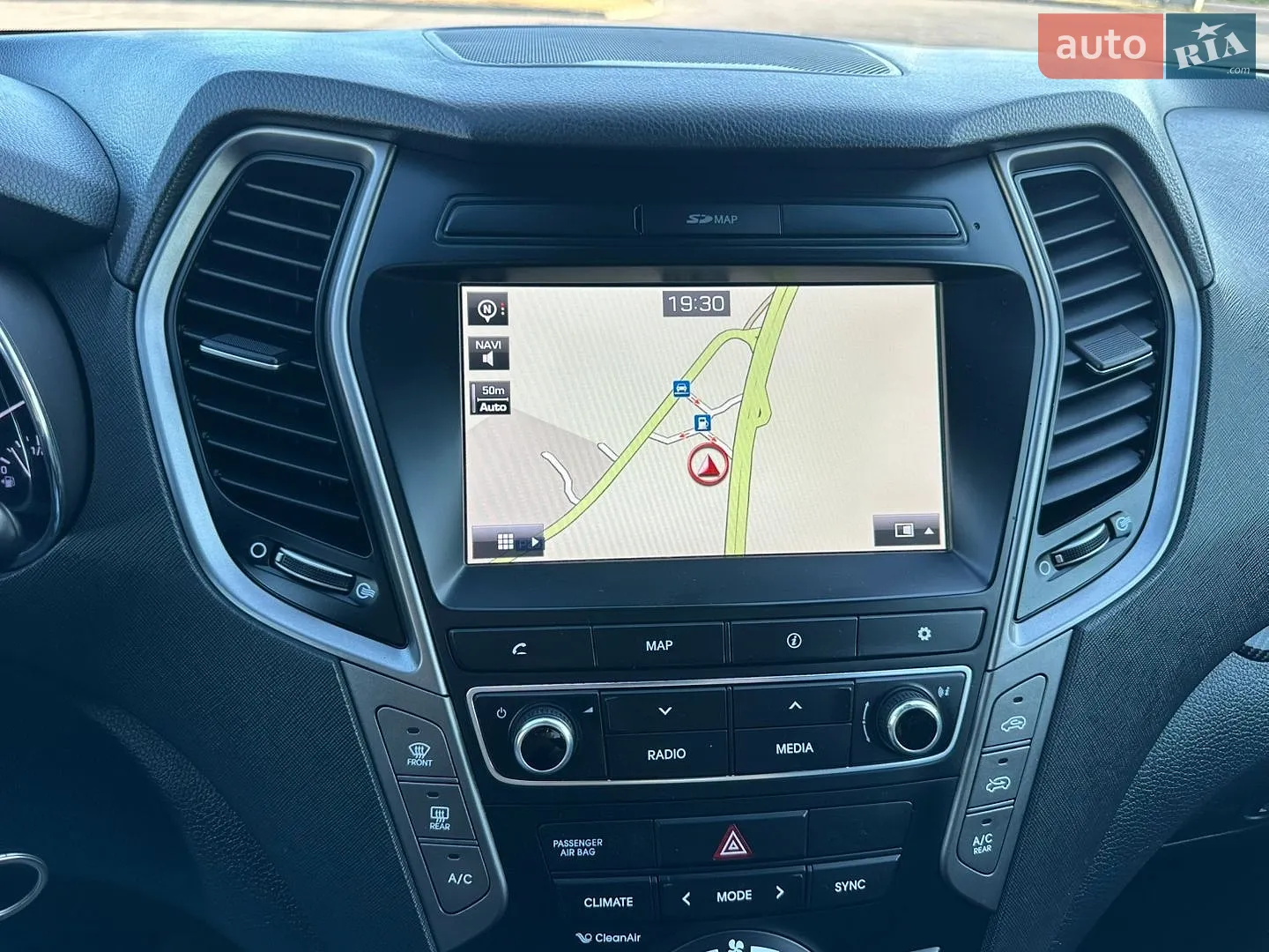 2015 Hyundai Santa Fe - мініатюра 30