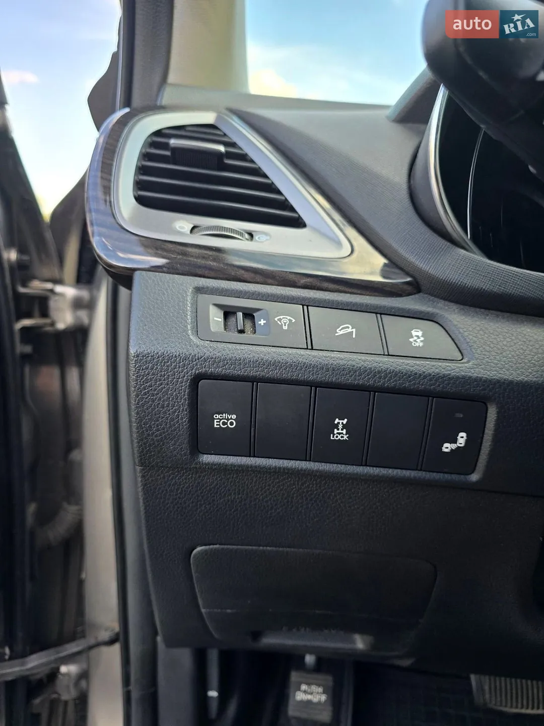 2014 Hyundai Santa Fe - мініатюра 28