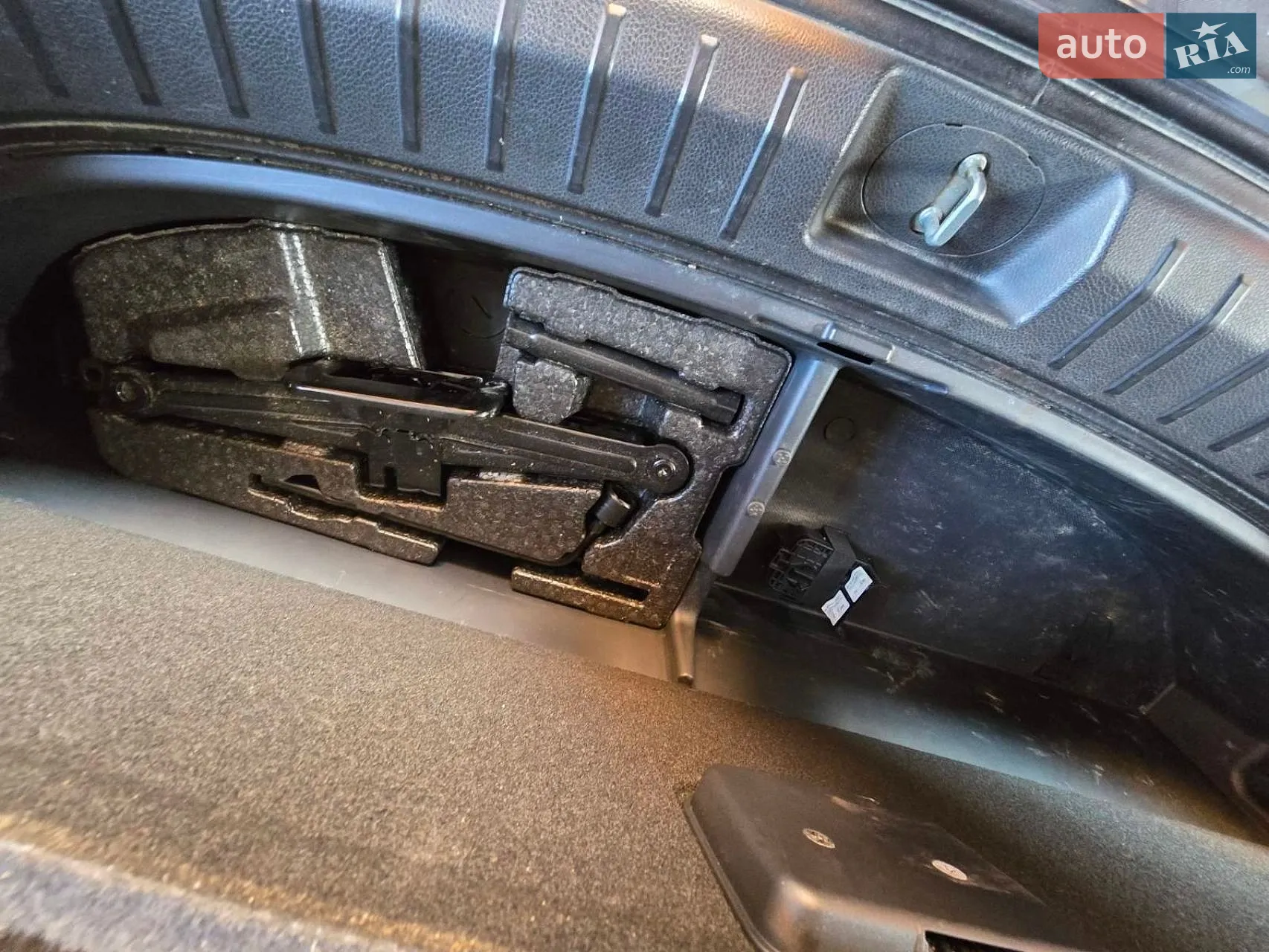 2014 Hyundai Santa Fe - мініатюра 29