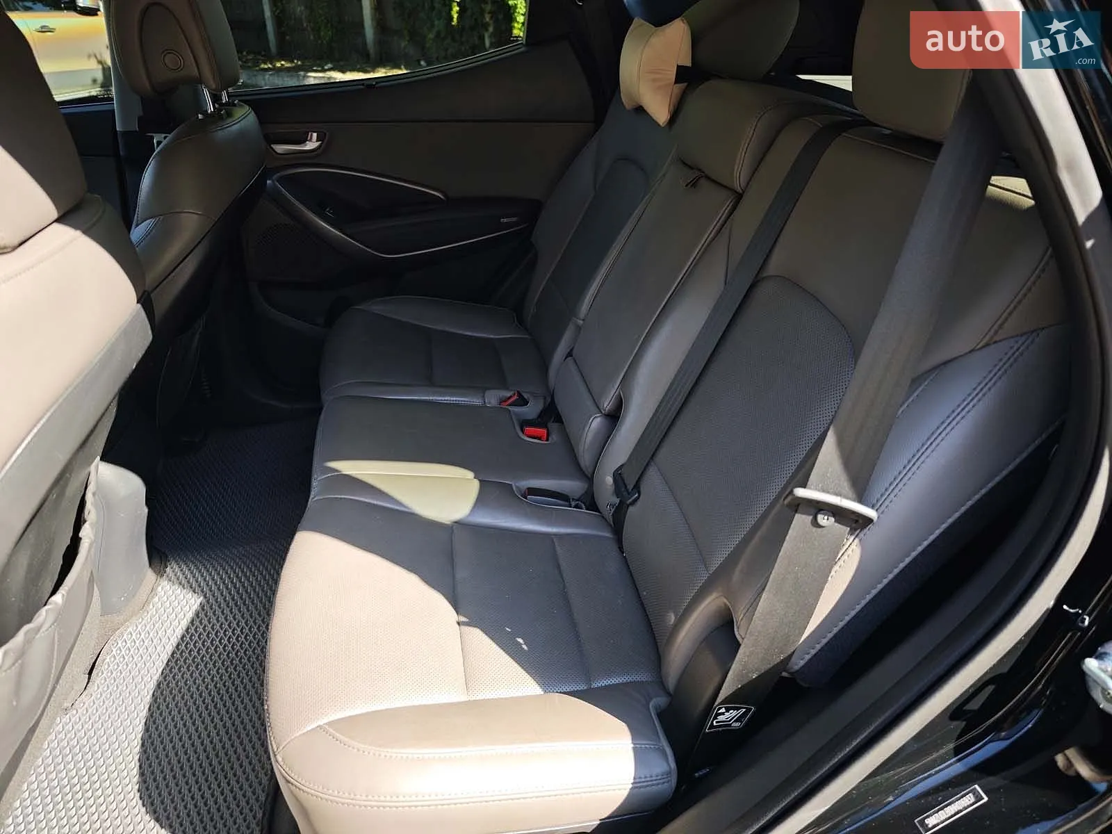 2016 Hyundai Santa Fe - мініатюра 17