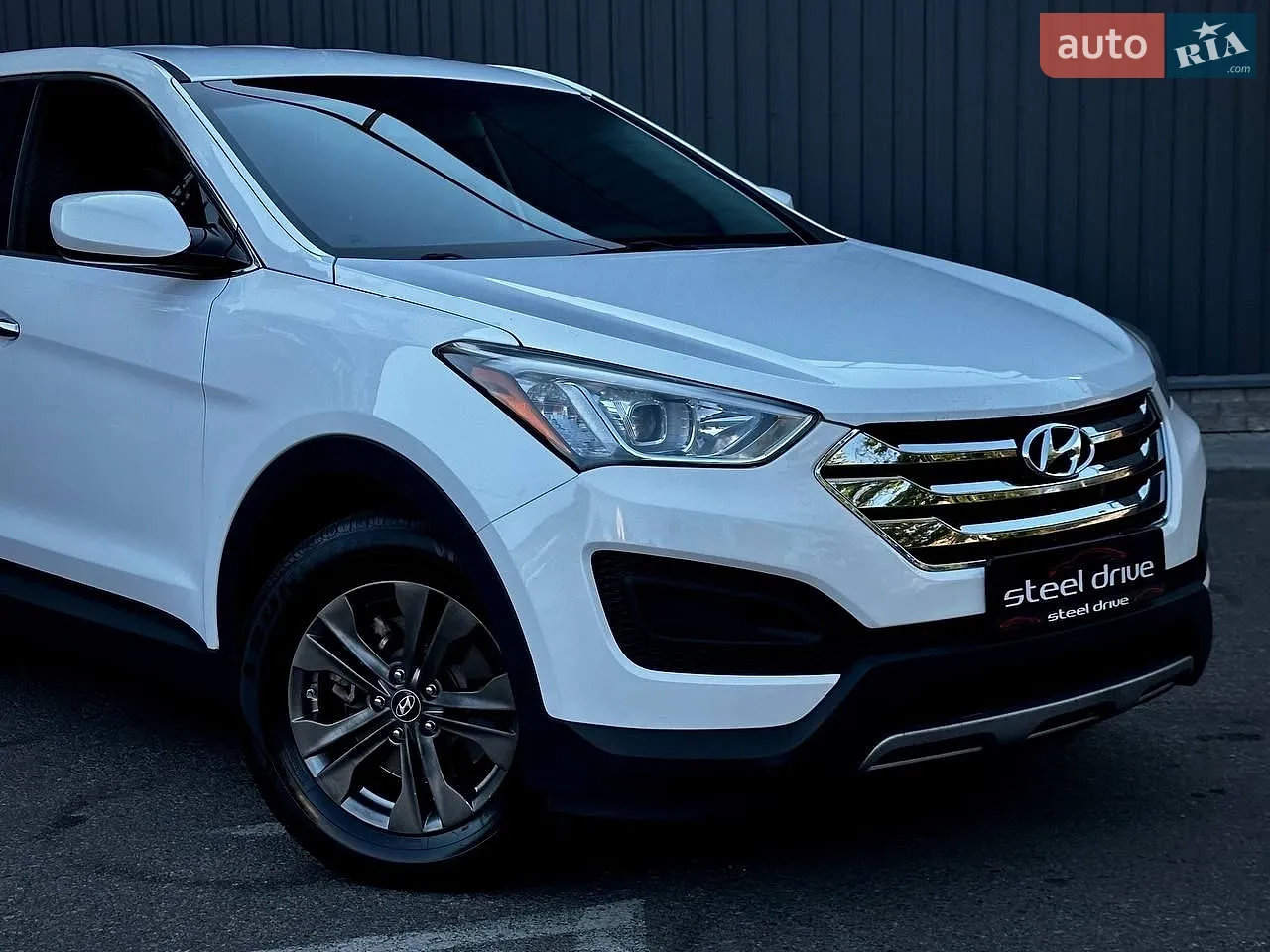 2014 Hyundai Santa Fe - мініатюра 16