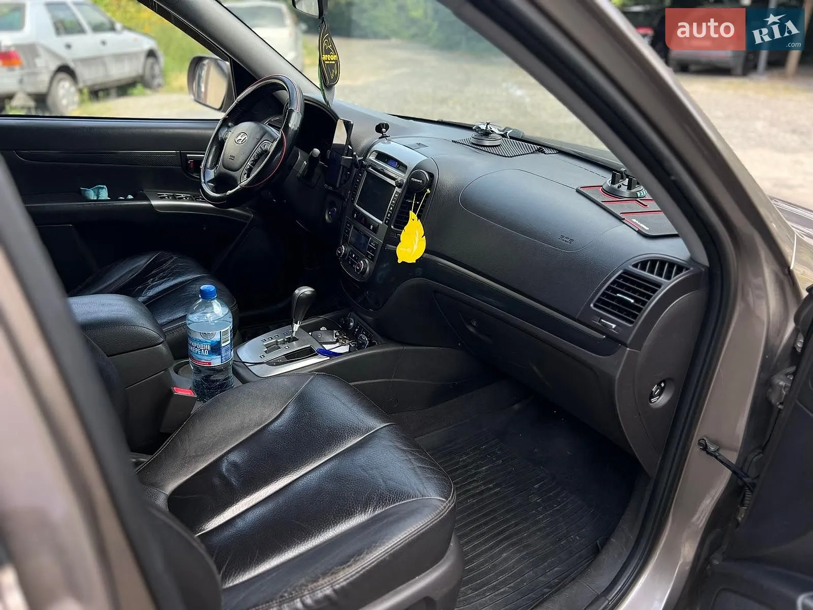 2010 Hyundai Santa Fe - мініатюра 23
