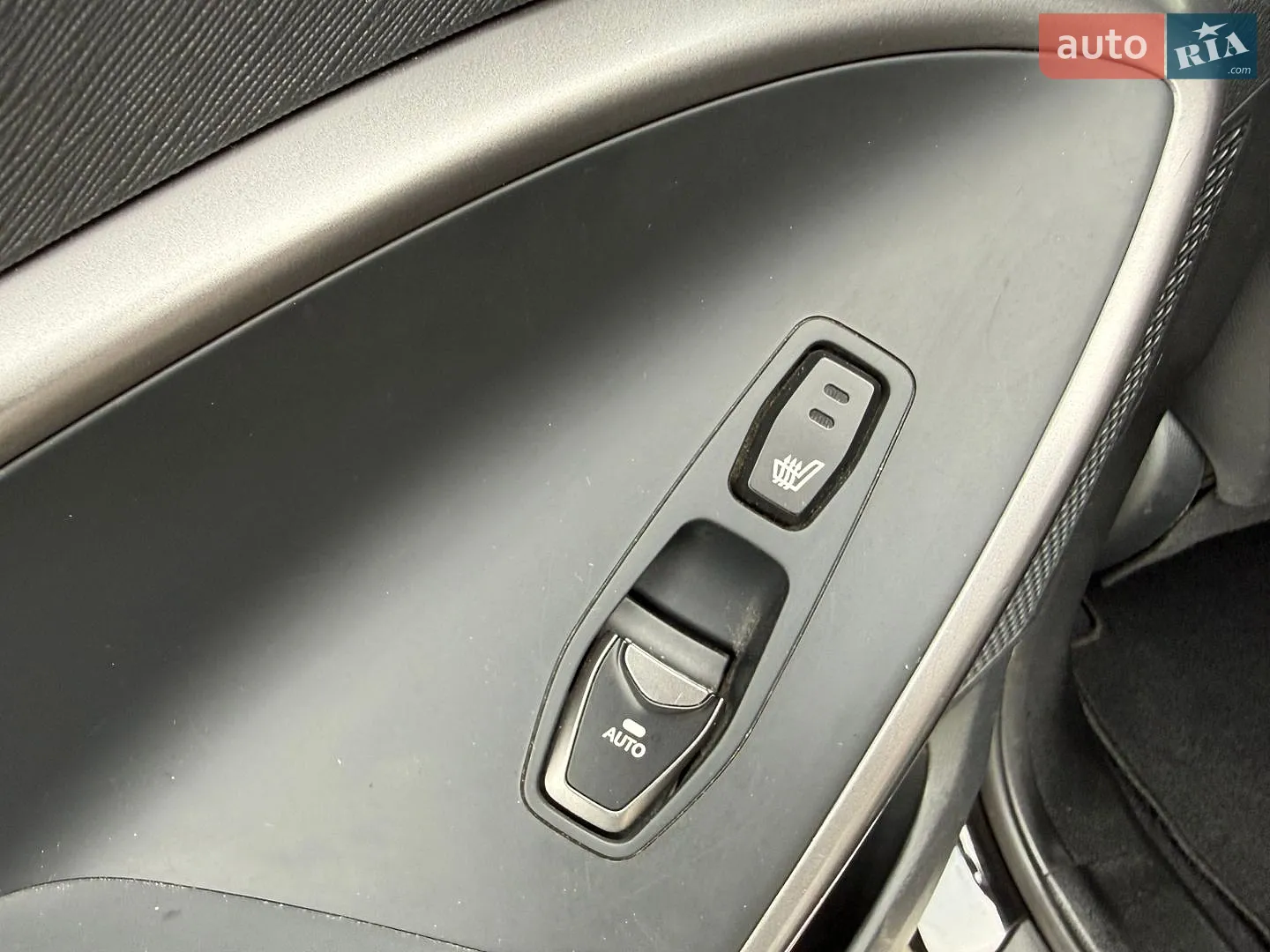 2016 Hyundai Santa Fe - мініатюра 25