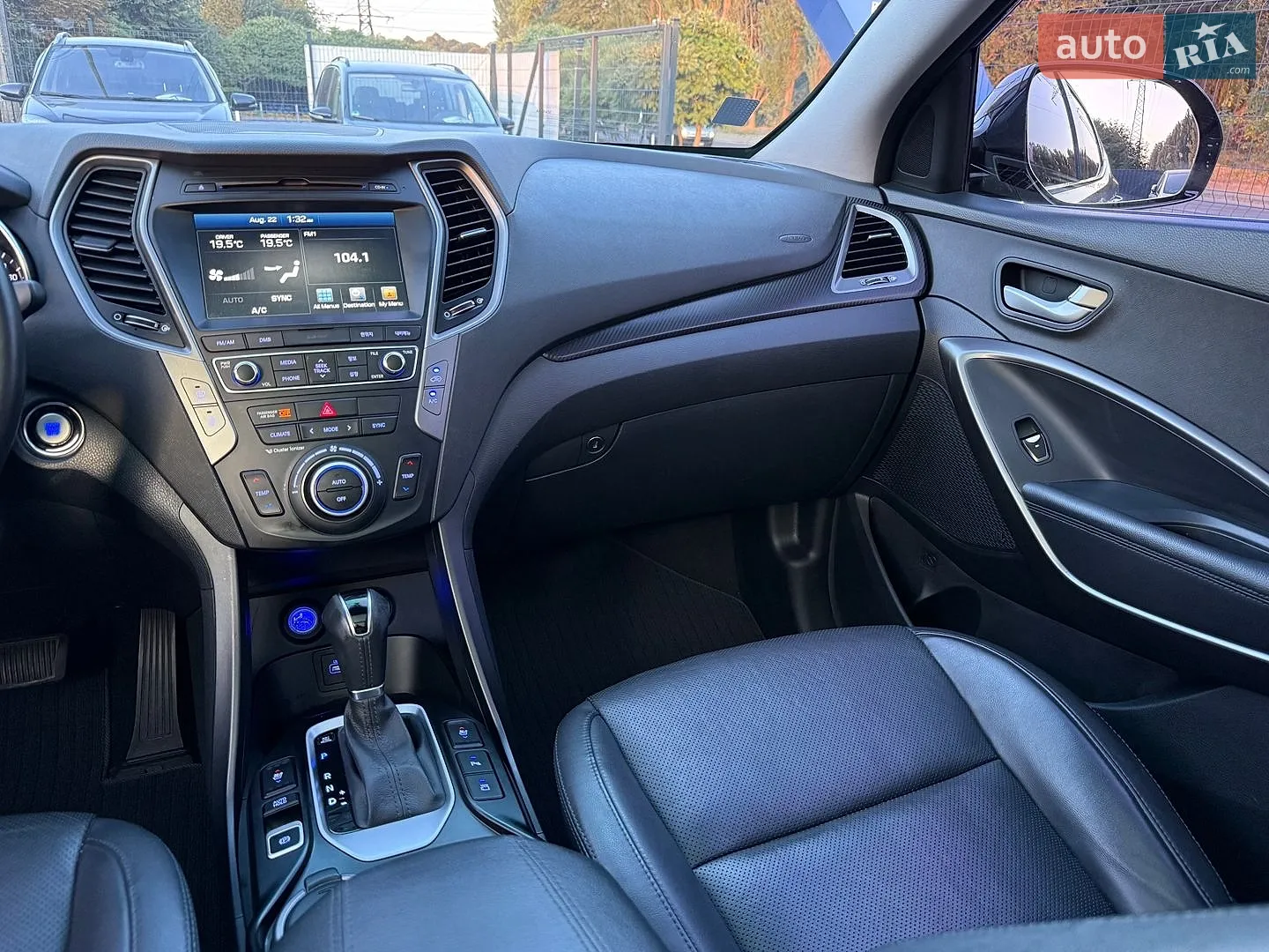 2016 Hyundai Santa Fe - мініатюра 11
